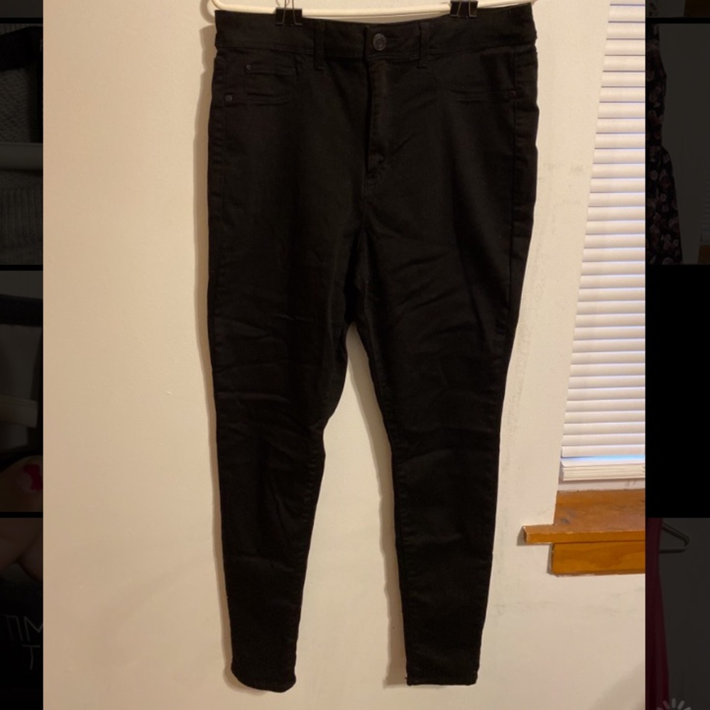 black jeggings